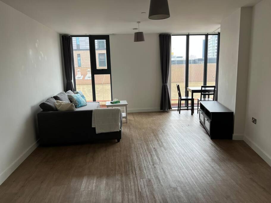 Brand New Heart Of Birmingham One Bedroom المظهر الخارجي الصورة